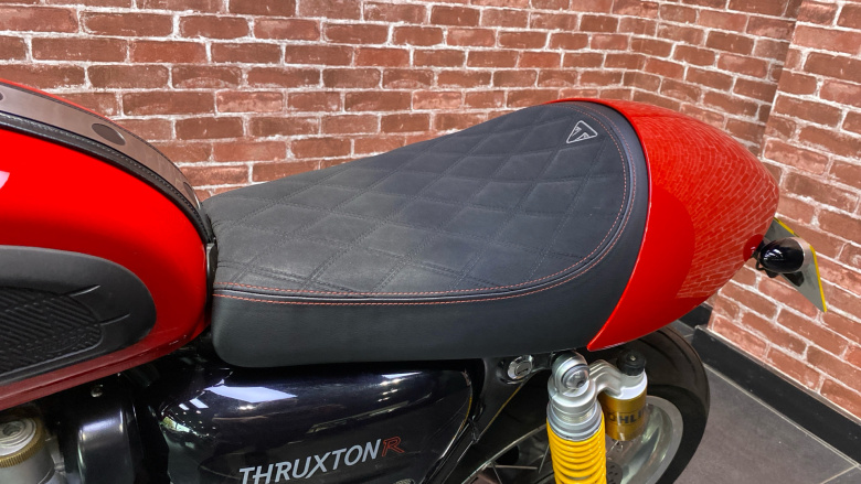 Triumph Thruxton 1200 R